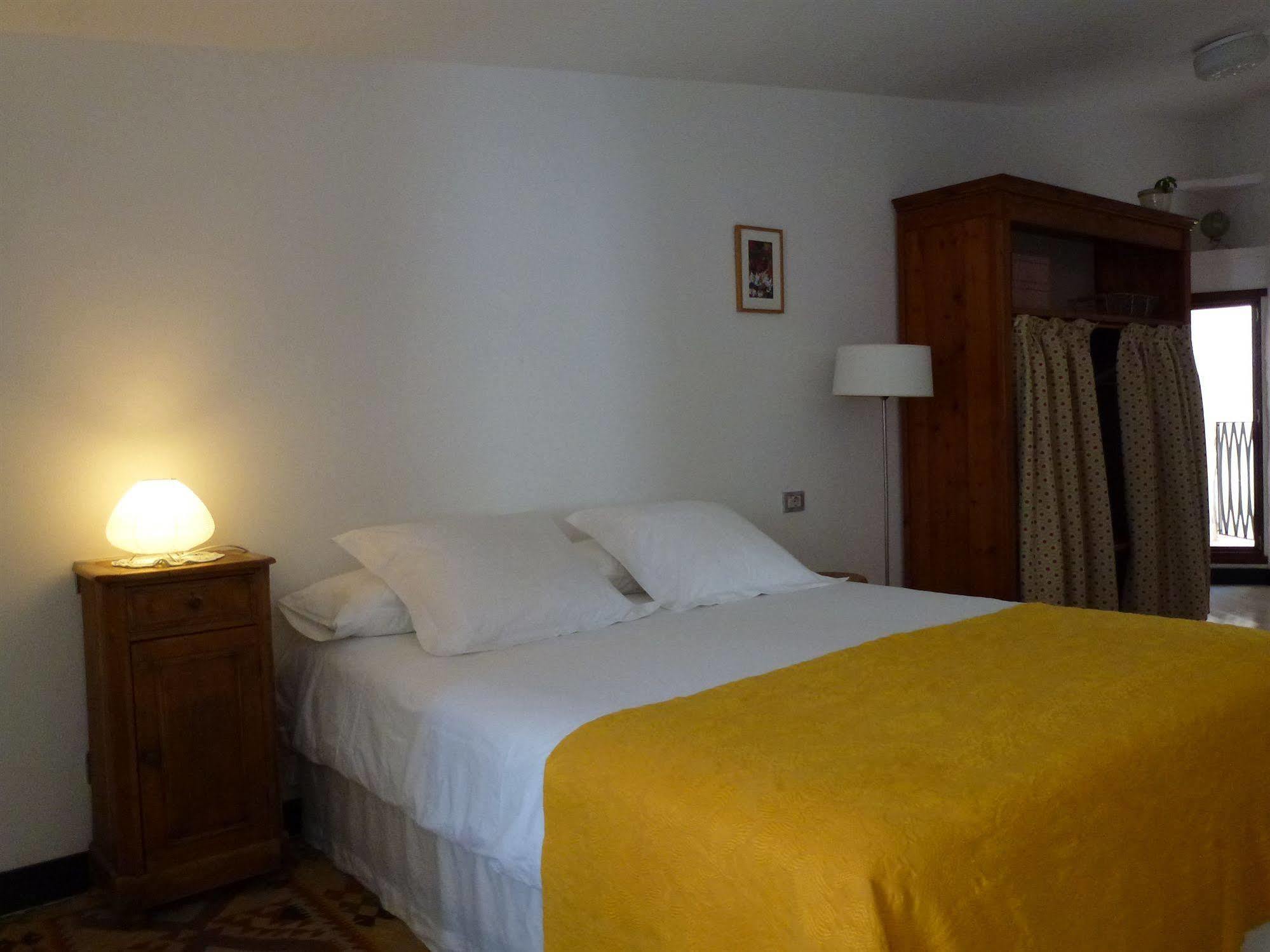 Ses Sucreres Small & Slow Hotel Ферериес Екстериор снимка
